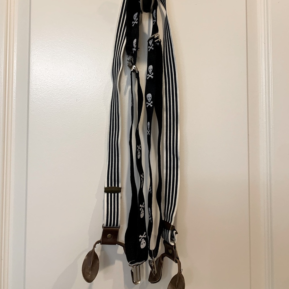 Suspenders